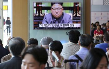 TT TRUMP: “KIM LÀ MỘT TÊN ĐIÊN KHÙNG KHÔNG MÀNG ĐẾN GIẾT NGƯỜI VÀ BỎ ĐÓI DÂN CHÚNG”