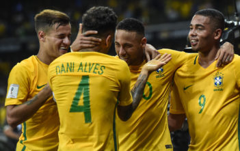 Vòng loại World Cup 2018: Argentina và Hà Lan có nguy cơ ở nhà