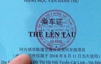 Người Việt phản ứng gay gắt về vé tàu in chữ TQ