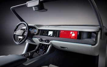 ‘Buồng lái kỹ thuật số’ của Harman trình diễn tại CES 2019