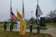 Lễ chào quốc kỳ đầu năm tại Tượng Đài Việt Mỹ Dallas-Fort Worth