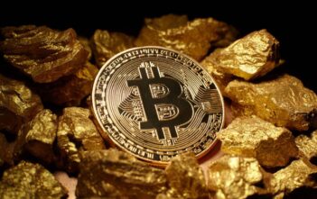 Bạc vừa có tuần cao kỉ lục kể từ năm 2016 nhưng vàng, bitcoin mới là khoản đầu tư hiệu quả