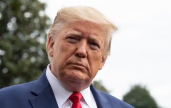 Jeffrey Hawkins: “Các nhà ngoại giao Mỹ là nạn nhân của chính quyền Trump”