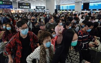 Hong Kong cấm du khách Hồ Bắc