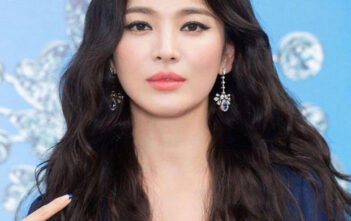 Nhan sắc của Song Hye Kyo chưa bao giờ “toang” đến thế, makeup đậm như sắp đi đóng phim kinh dị đến nơi