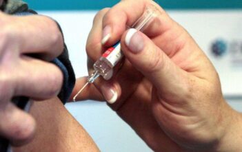 Anh Quốc phê duyệt vaccine Pfizer cho sử dụng vào tuần tới